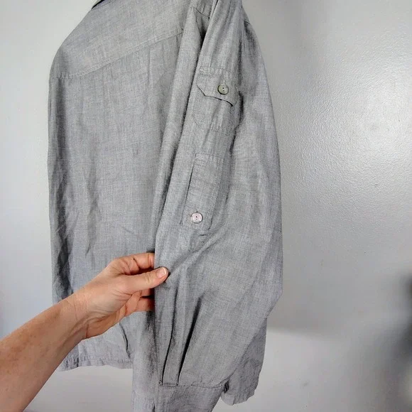 Chicos Gray 100% Cotton Roll Tab Sleeve Utility Button Down Shirt Size 3 XL - Picture 7 of 10
